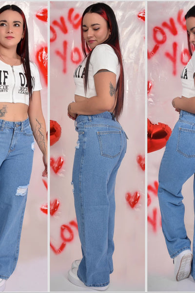 WIDE LEG BOTA RECTA AZUL CLARO CON ROTOS